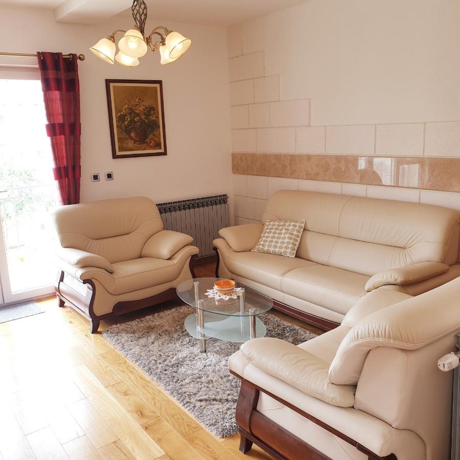 Fili Apartment โวดีเซ ภายนอก รูปภาพ
