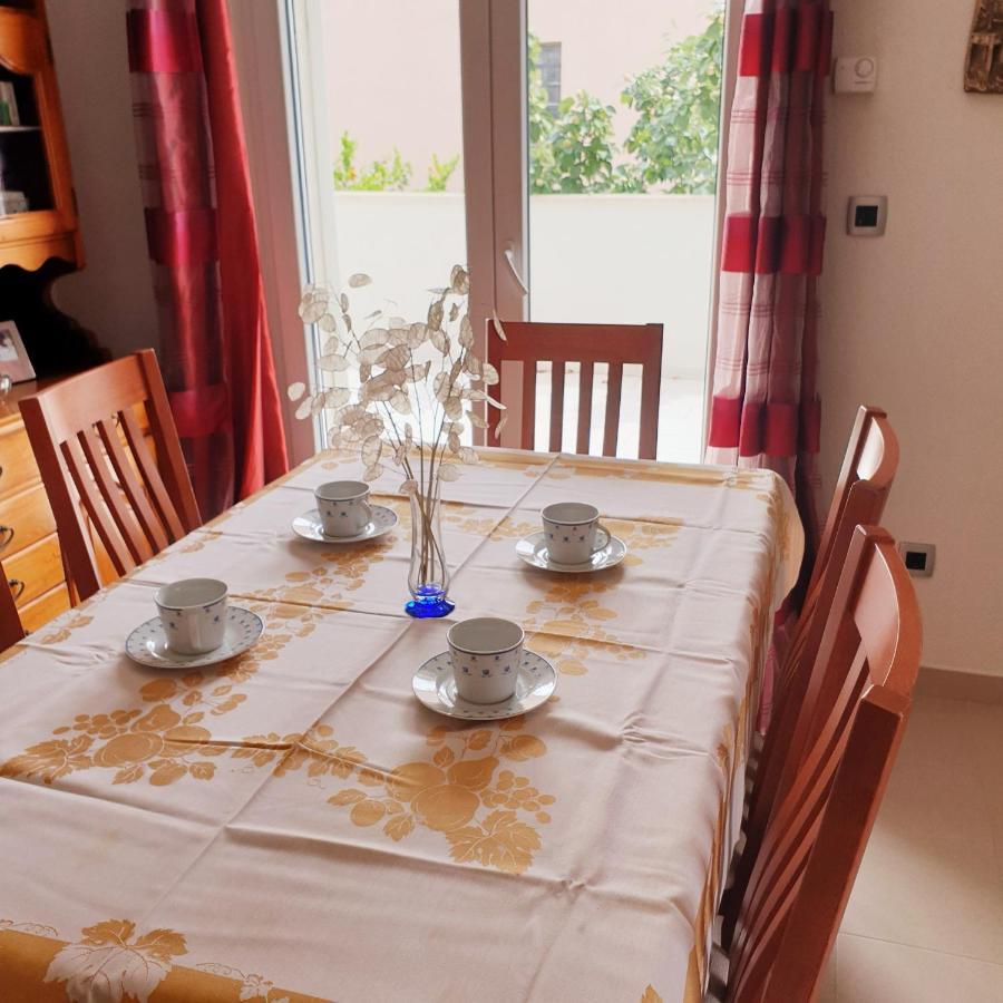 Fili Apartment โวดีเซ ภายนอก รูปภาพ