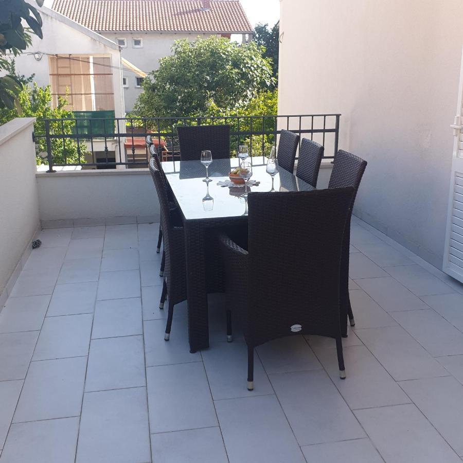 Fili Apartment โวดีเซ ภายนอก รูปภาพ